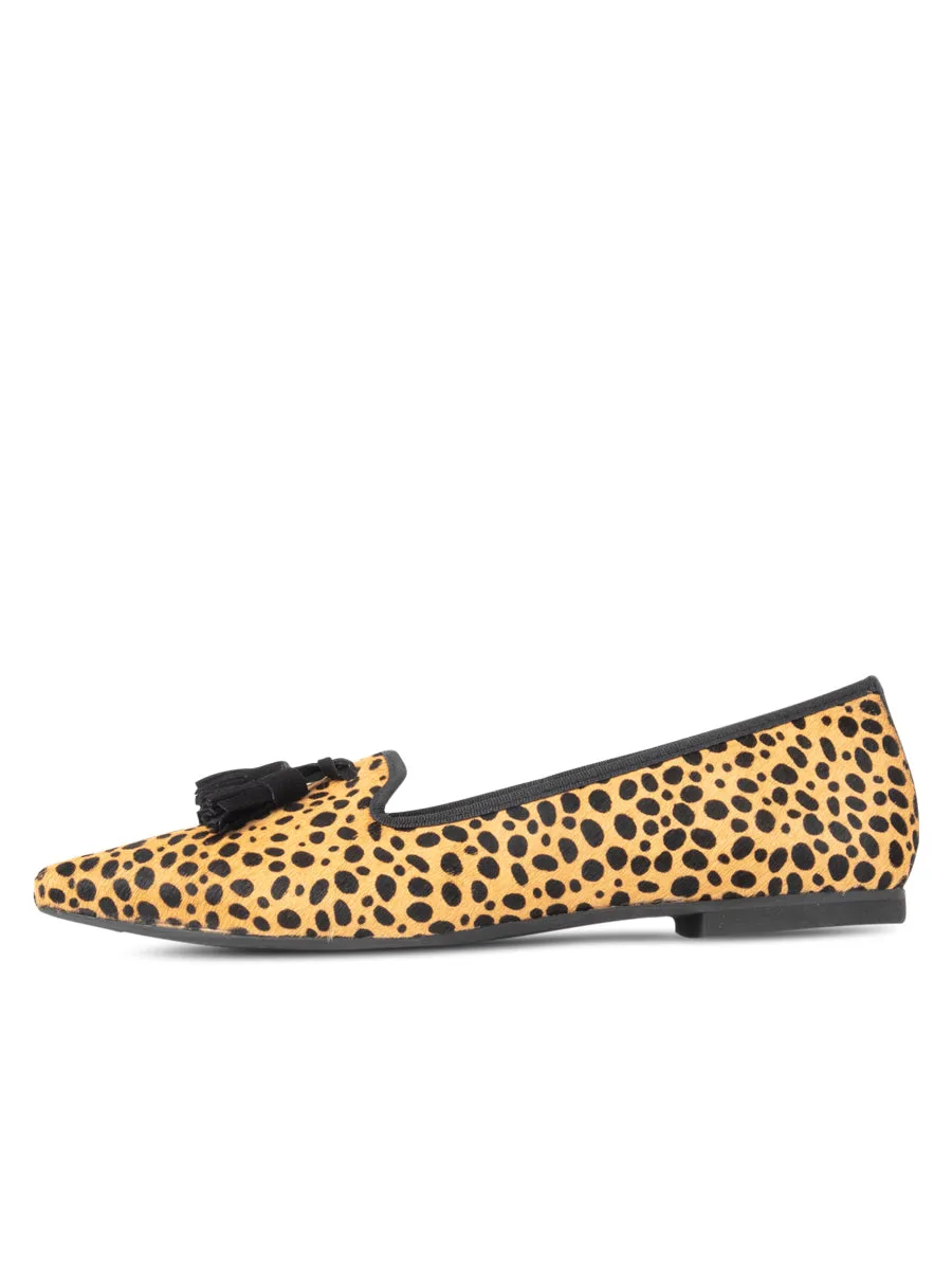 Colt Pointed Toe Flat w/ Tassel